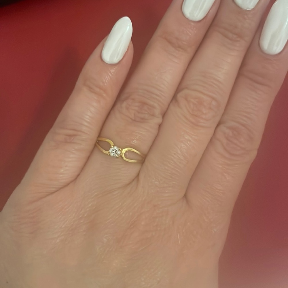 18k vintage diamond engagement ring